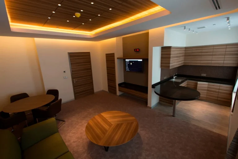 Suite-Lounge & Küche